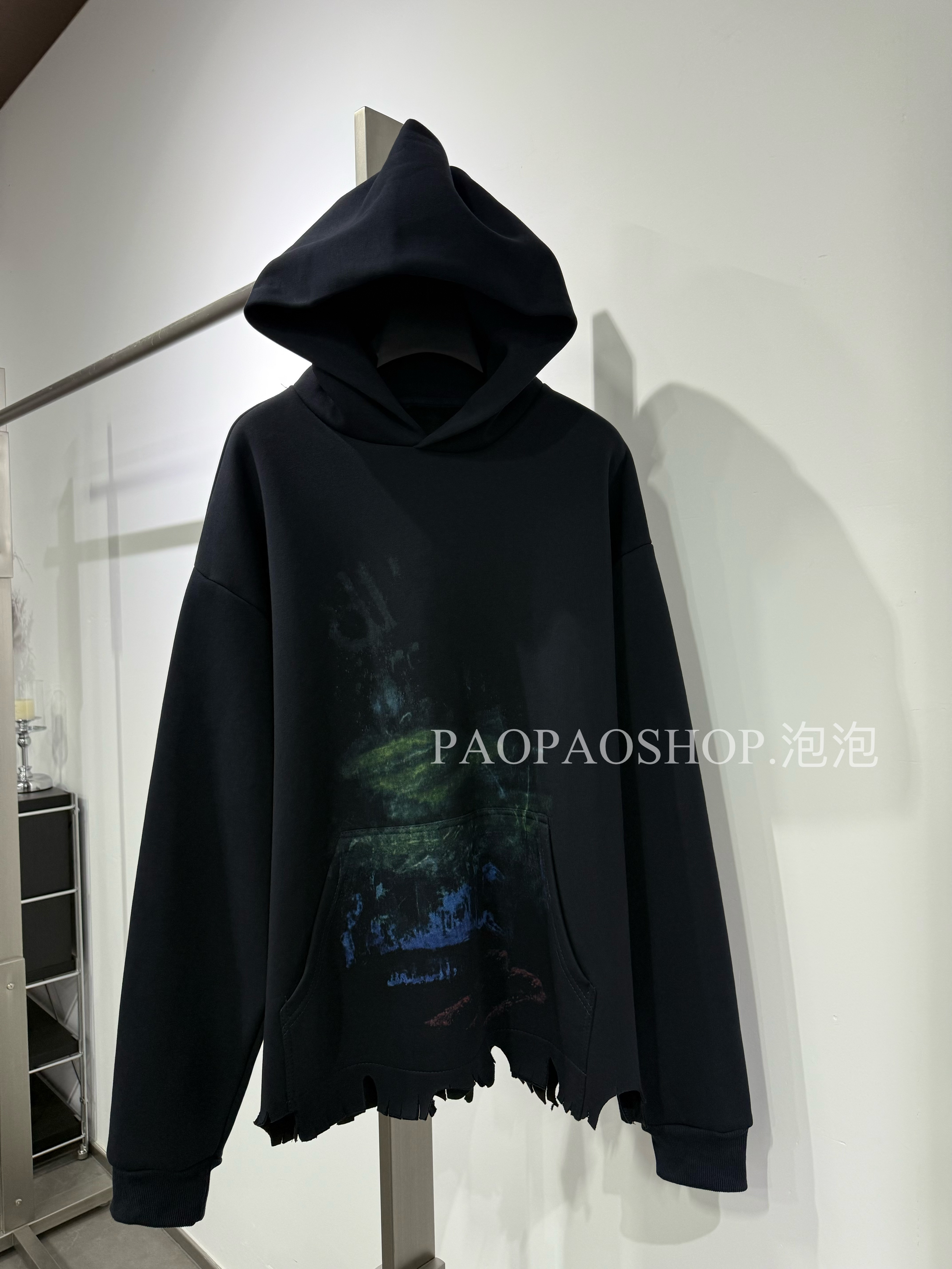 泡泡PAOPAO-2025秋冬款时尚百搭休闲抽象派艺术印花加绒连帽卫衣