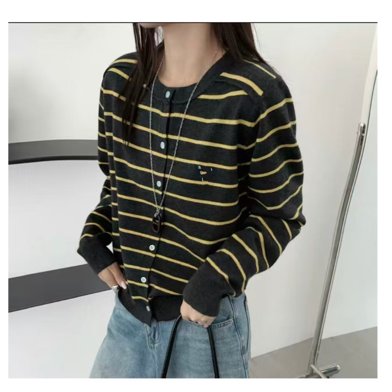 【新品】蝴蝶结黄条开衫