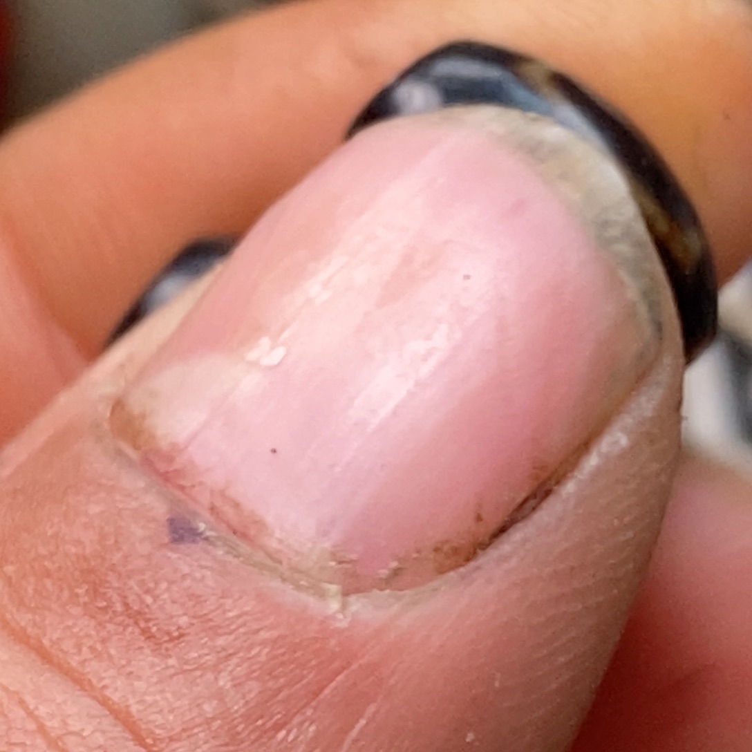 DIY琉璃珠子的颜色是蓝色的