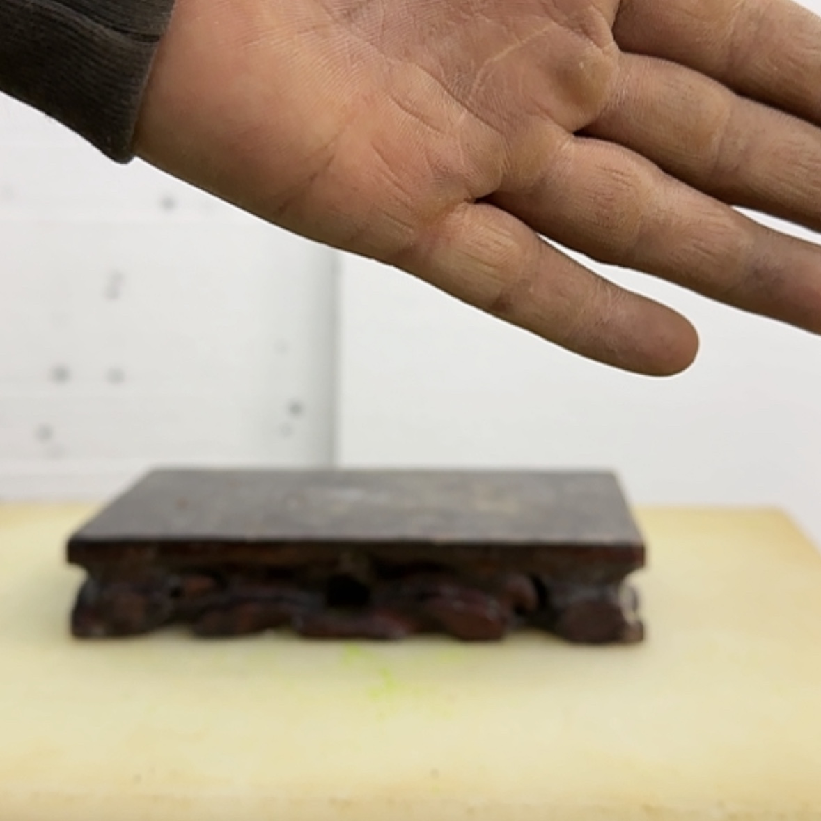 【闪购商品】香榧木哦进口原版小牛皮制作