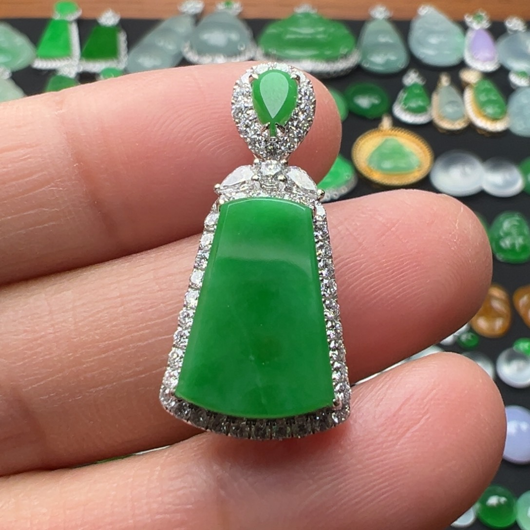 翡翠颈饰18K金镶嵌牌27