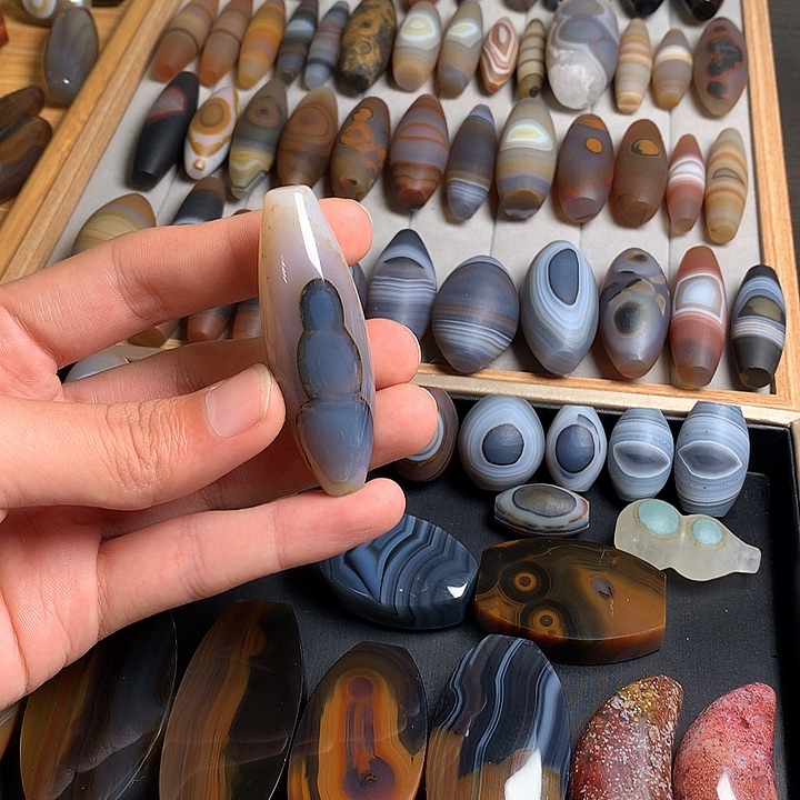 玛瑙/玉髓未镶嵌颈饰