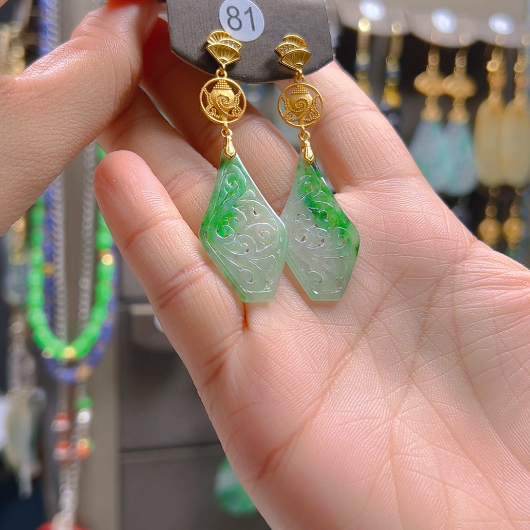 银S925镀金镶嵌翡翠耳坠