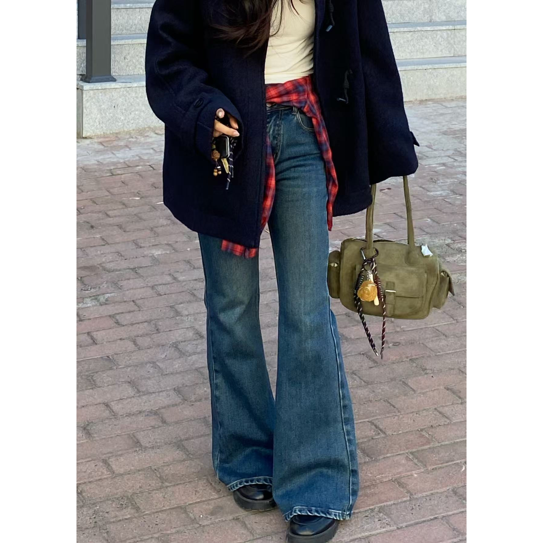 韩代.编织腰牌加绒喇叭裤裤长105 L25101131