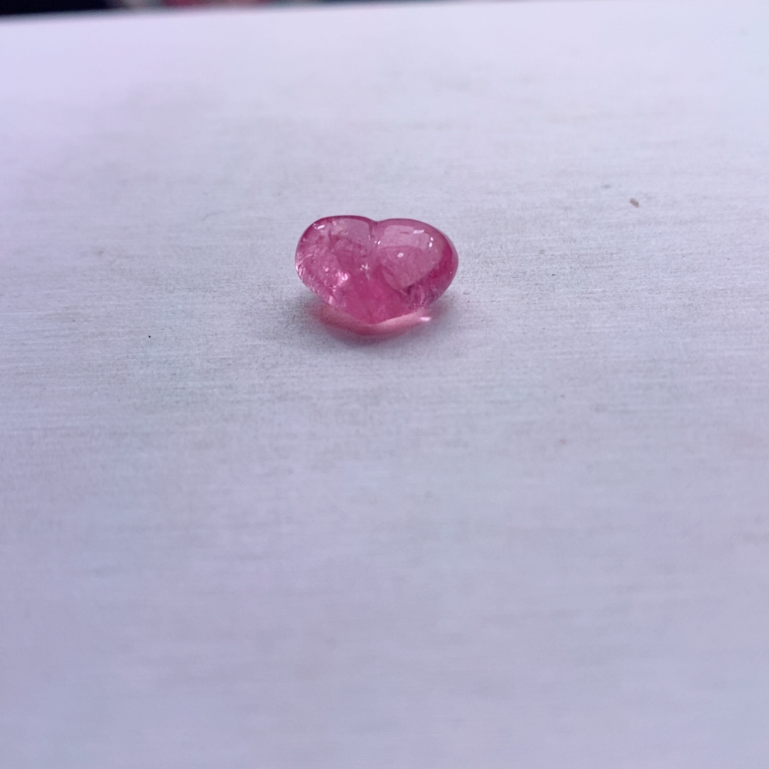 未镶嵌大屁桃碧玺碧玺A大屁桃