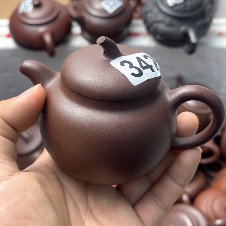 紫砂茶壶愑**偂紫砂微瑕
