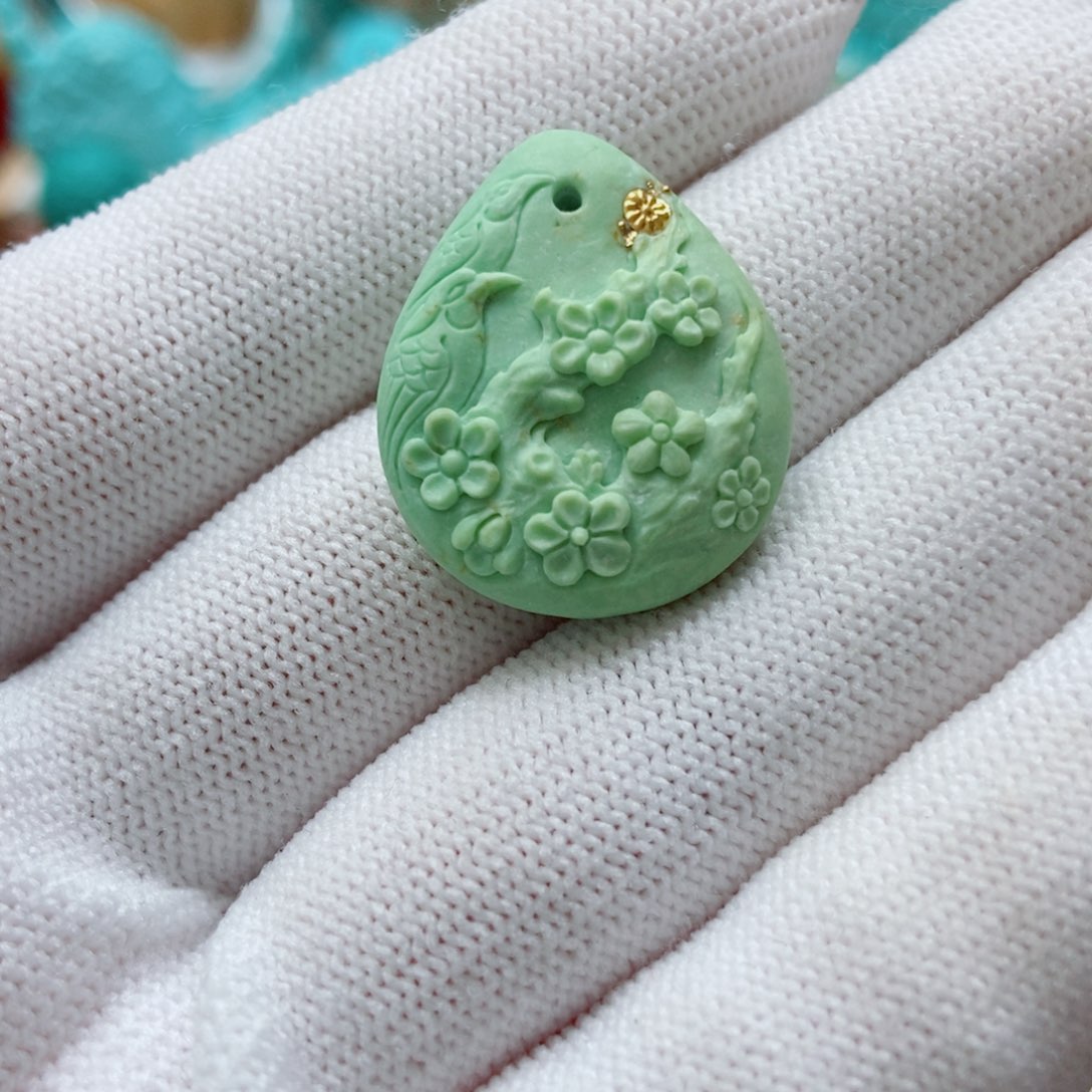 绿松石未镶嵌吊坠