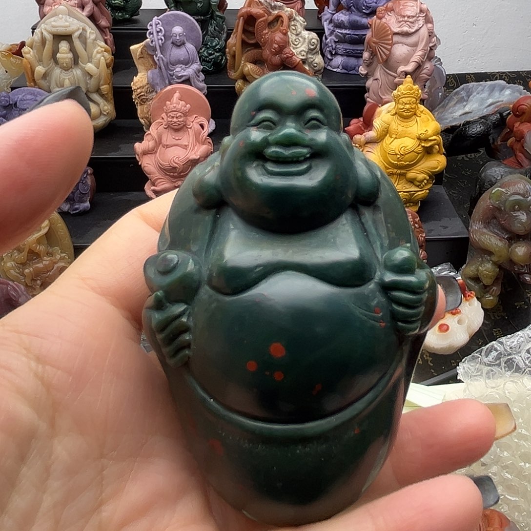 石英质玉未镶嵌颈饰