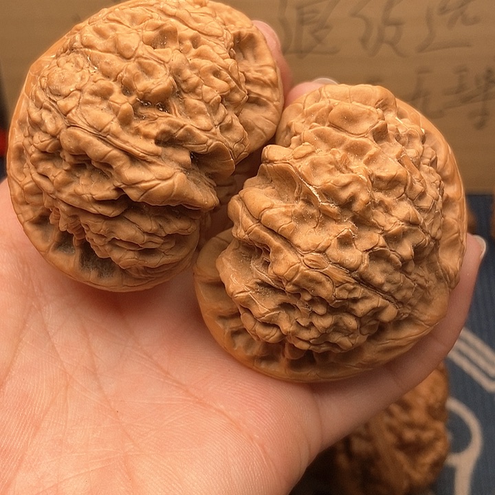 文玩核桃吊坠54官帽