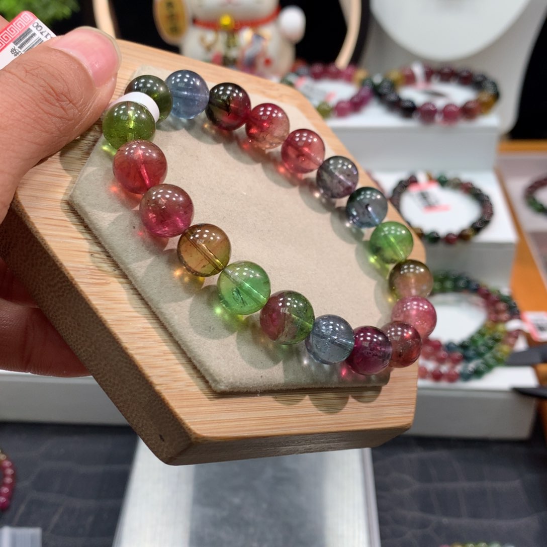 碧玺手链未镶嵌    10mm。