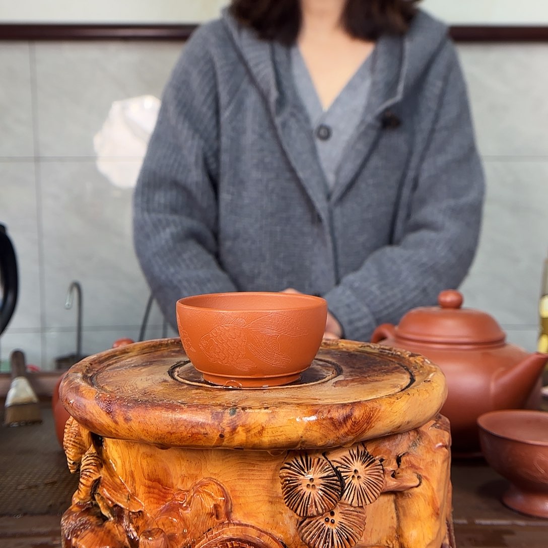 紫砂茶杯一壶李紫砂