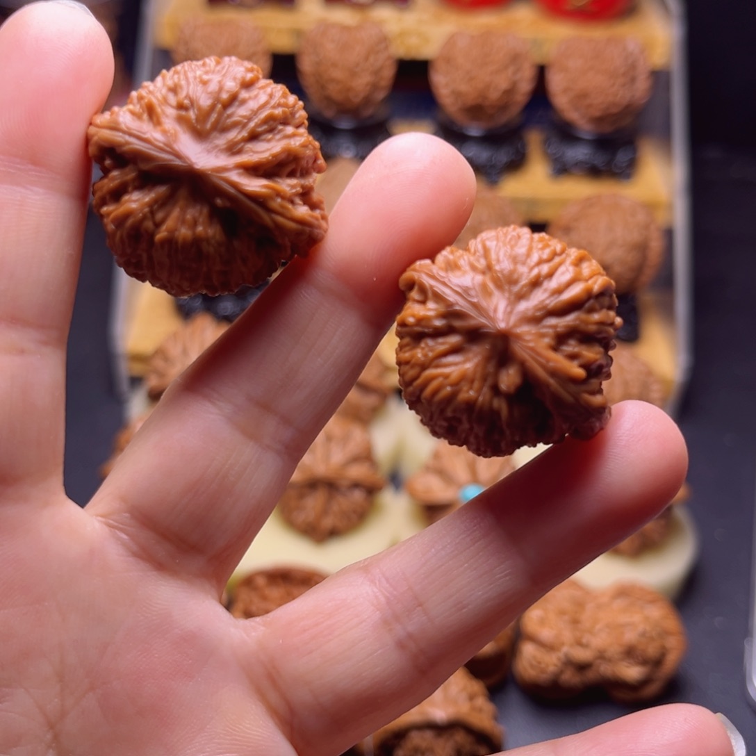 吊坠文玩核桃龙珠手捻小核桃