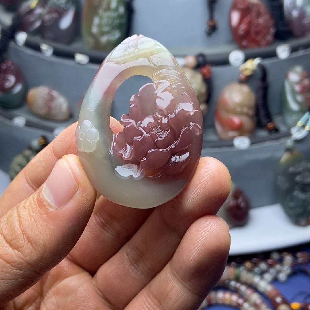 玛瑙/玉髓未镶嵌颈饰