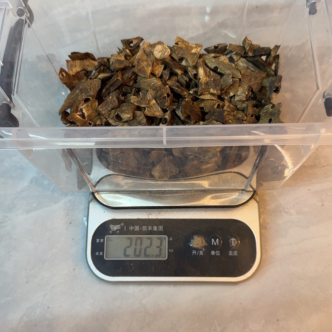 ABS红骨凹身碎料纯化老料200克