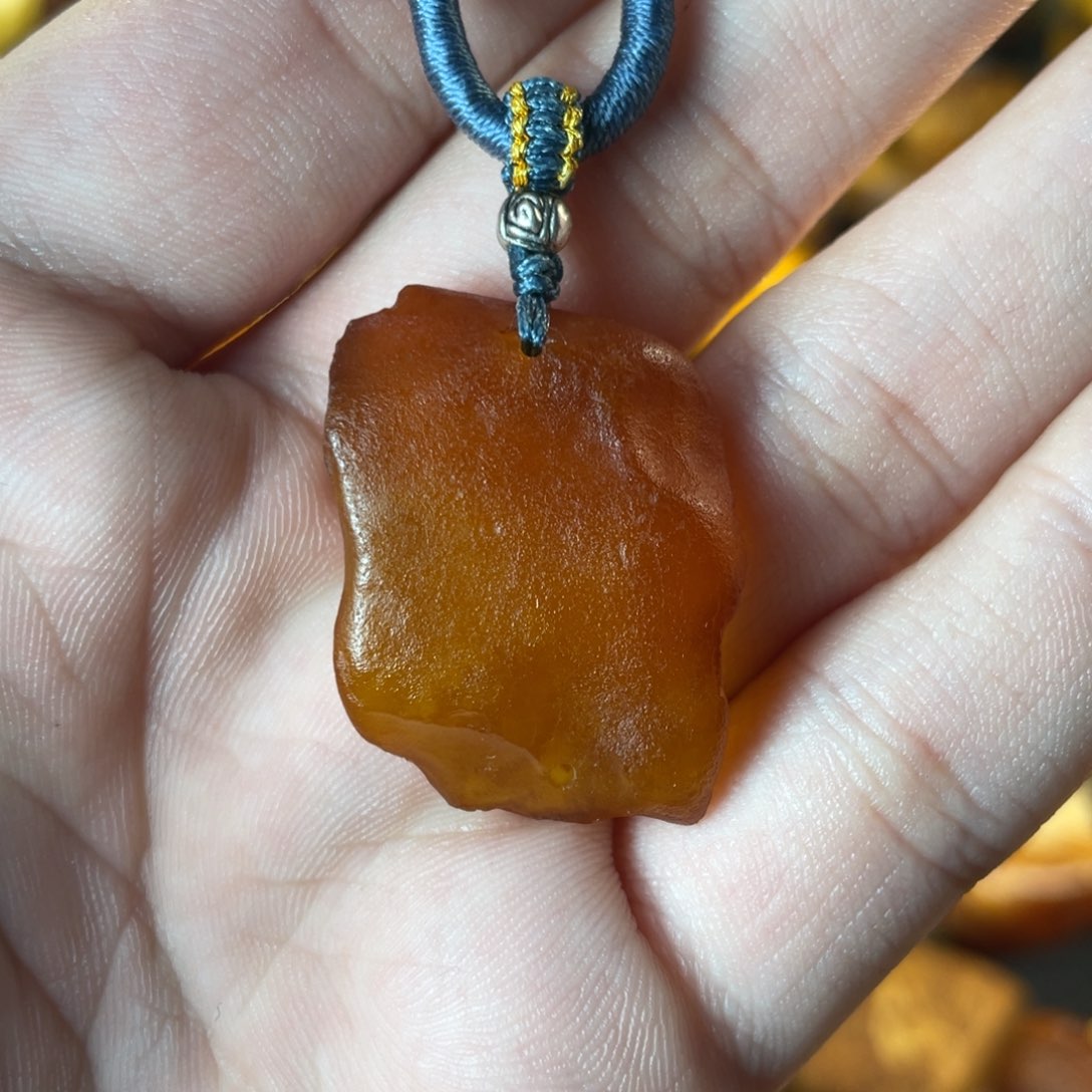 未镶嵌琥珀裸石天然蜜蜡