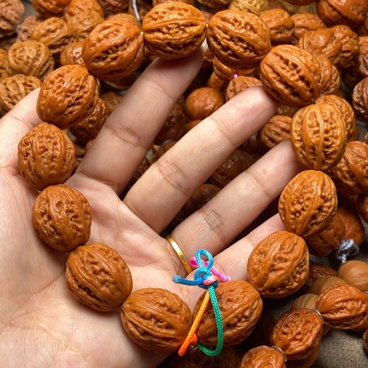 文玩核桃吊坠八棱小枣