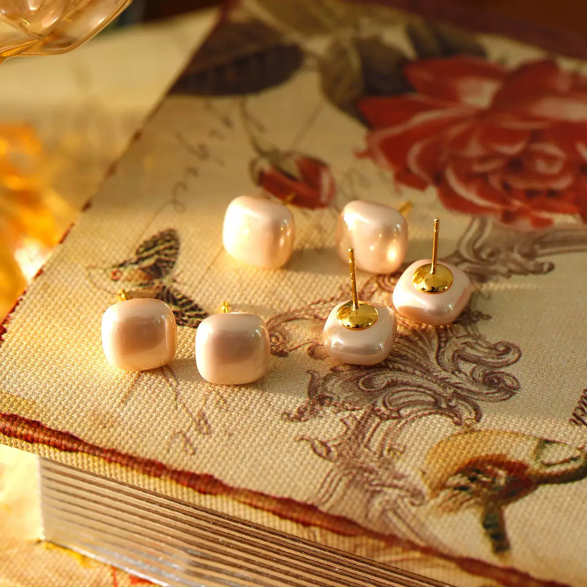 铜合金合成锆石耳饰 C194 高级方糖耳钉