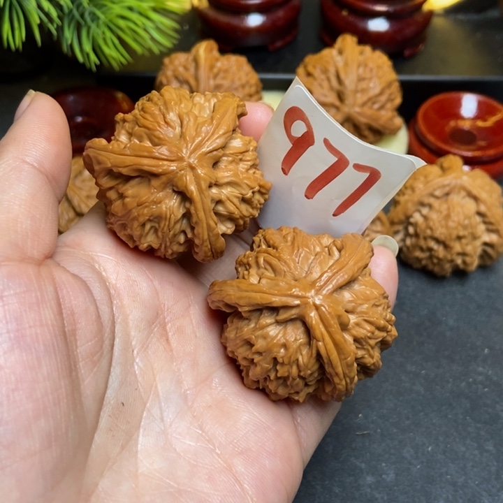 文玩核桃把件不****发40尺寸977