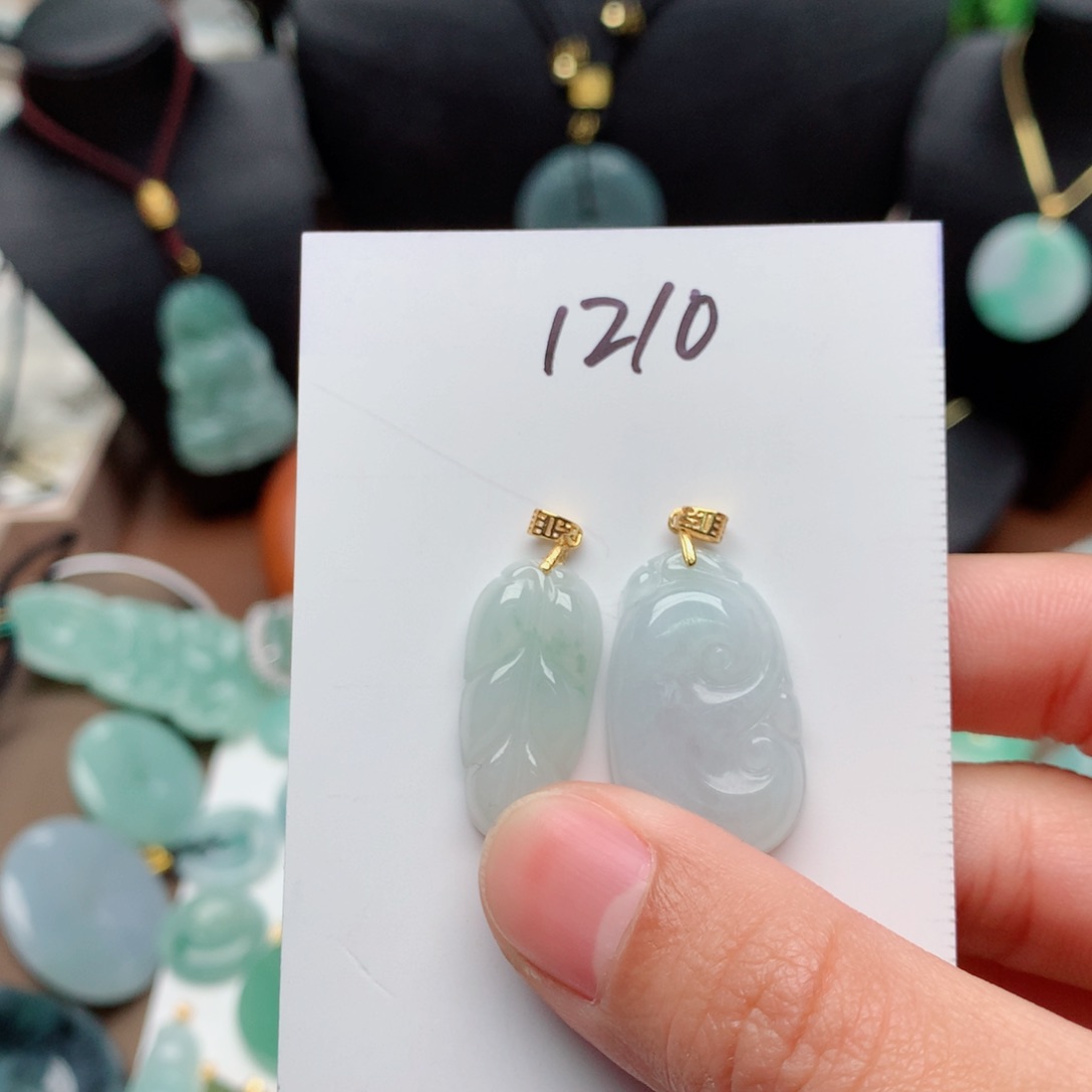 翡翠颈饰银S925镀金镶嵌吊坠