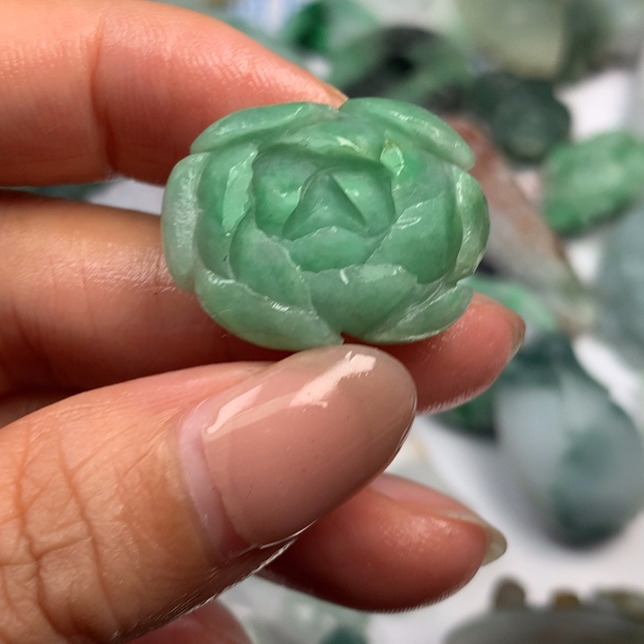 定制翡翠未镶嵌翡翠
