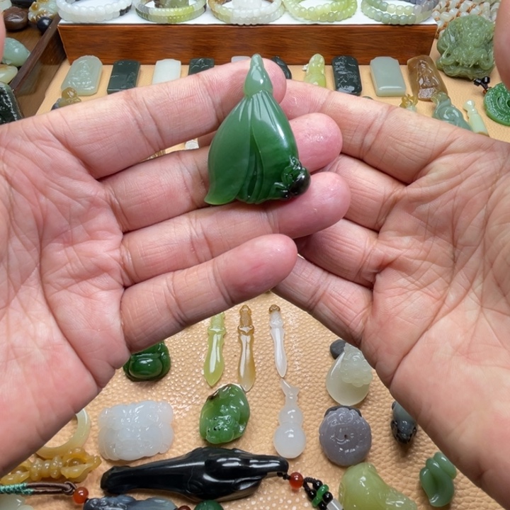 和田玉（碧玉）颈饰未镶嵌定制款