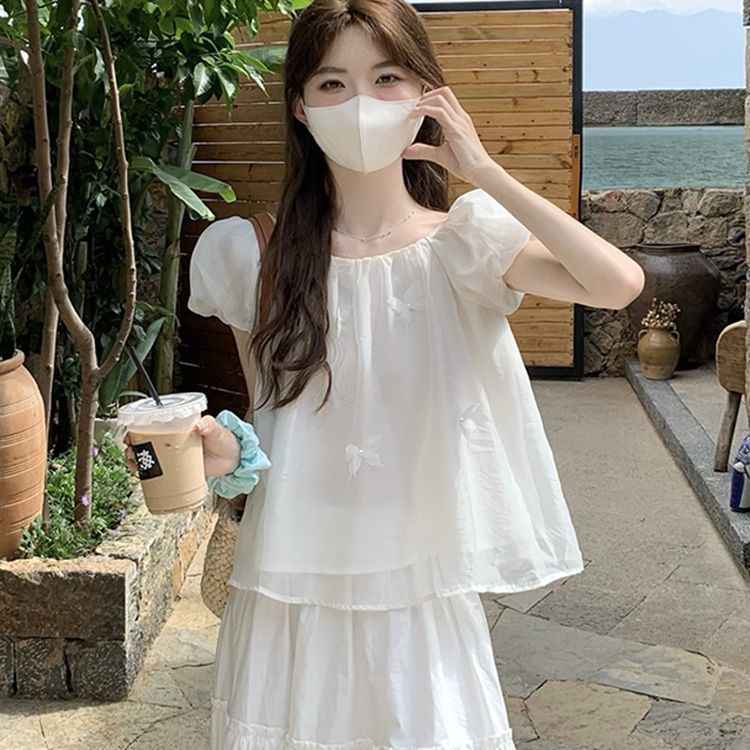 韩版女性蝴蝶宽松型洋气宽松高腰泡泡袖蝴蝶结衬衫