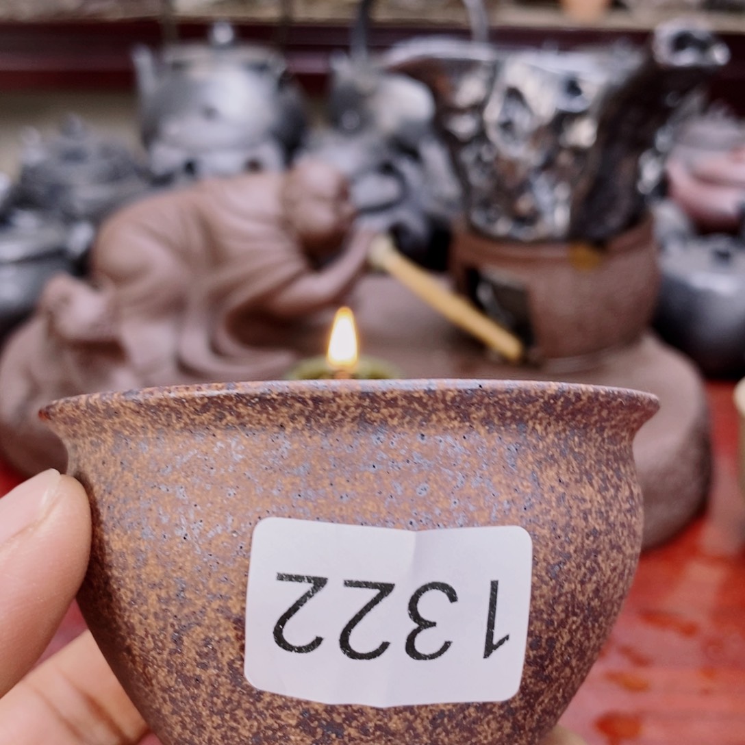 紫砂茶杯2566988556696665598999