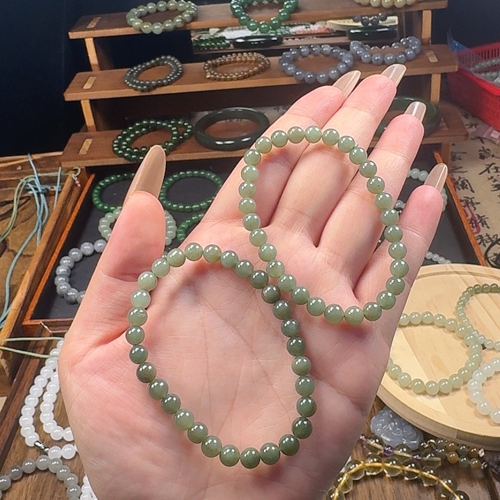 未镶嵌手链和田玉