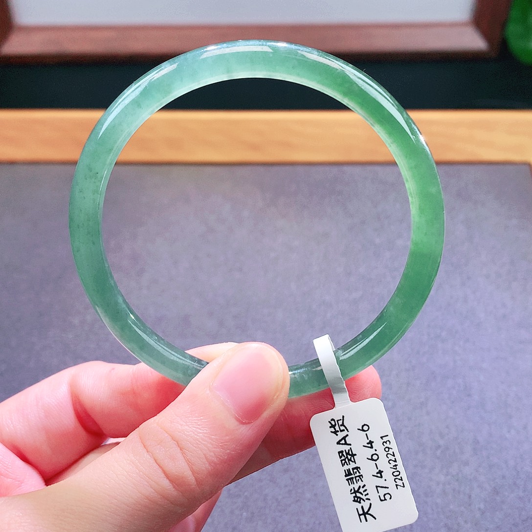 未镶嵌手镯翡翠天然翡翠