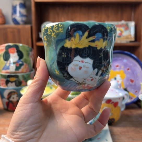 炉景德镇釉下手绘陶瓷 