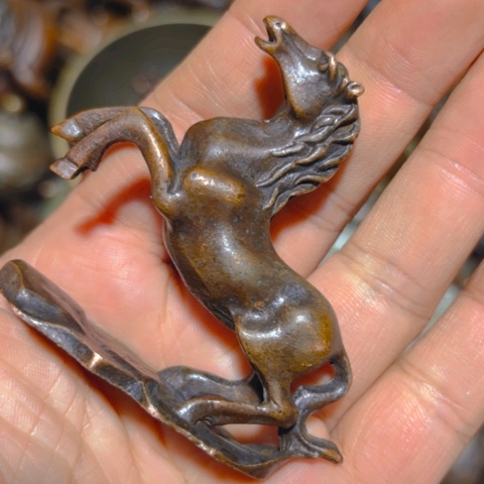 铜的。全清了一件不留