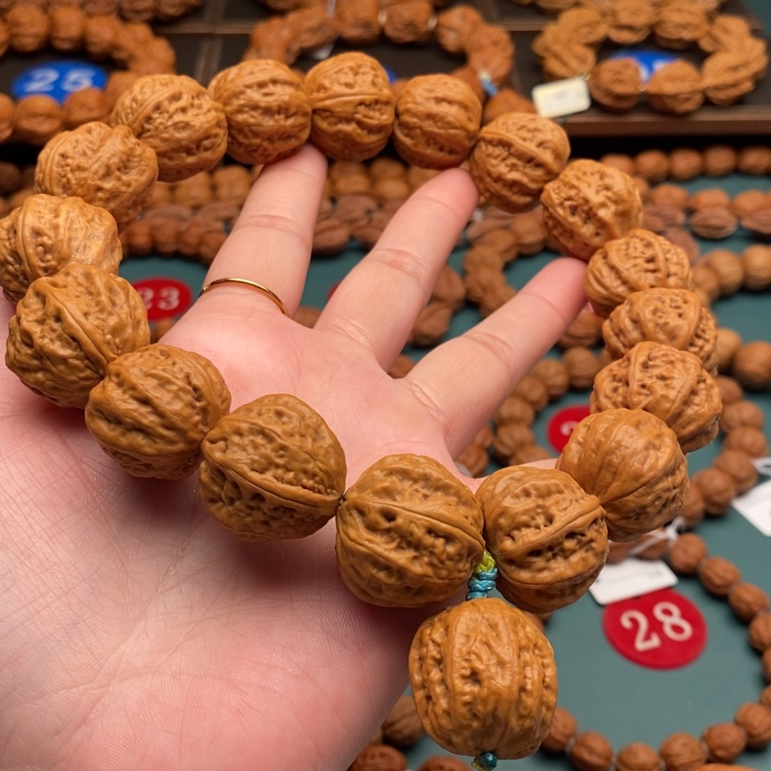 文玩核桃手串23尺寸八棱