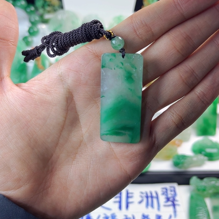 石英质玉吊坠(不含链)未镶嵌