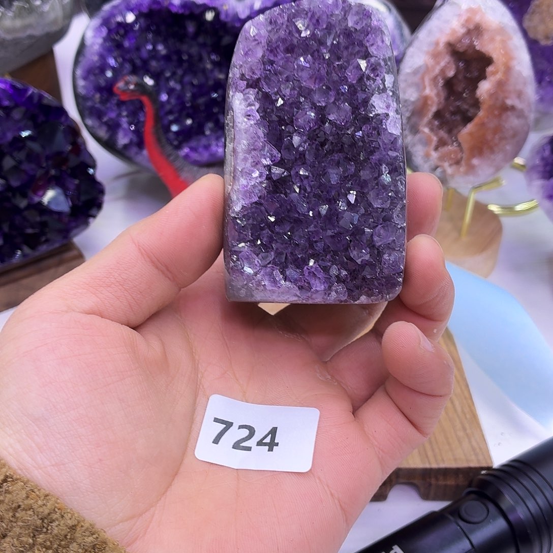 水晶大型摆件（非配饰）未镶嵌