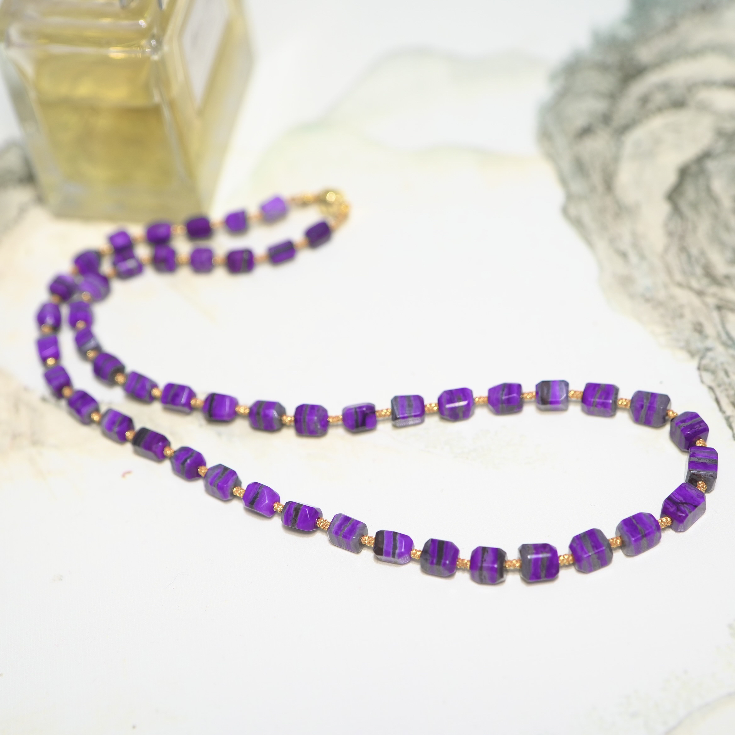 舒俱来紫罗兰夹层丝绒项链183400 