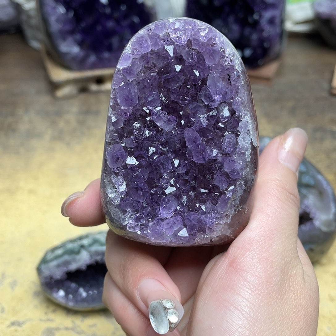 大型摆件（非配饰）紫晶未镶嵌