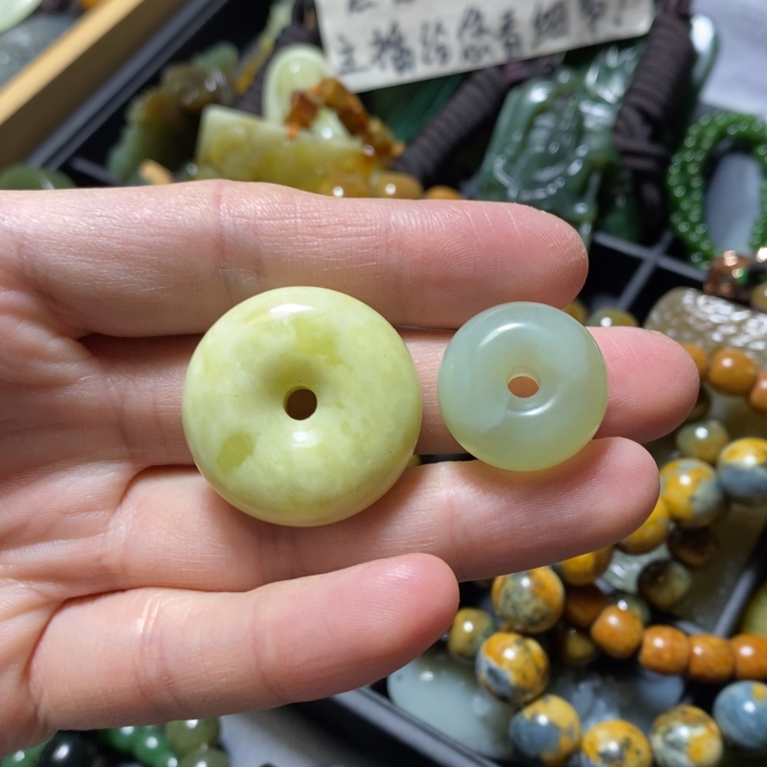 蛇纹石玉未镶嵌颈饰不退不换