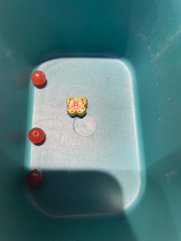                足金a1    加 玛 瑙