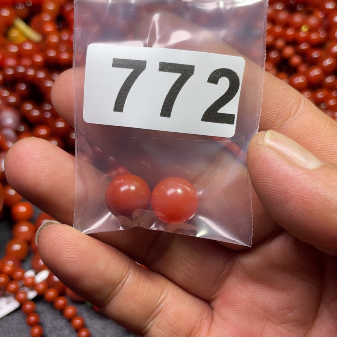 南红玛瑙手链未镶嵌炳*