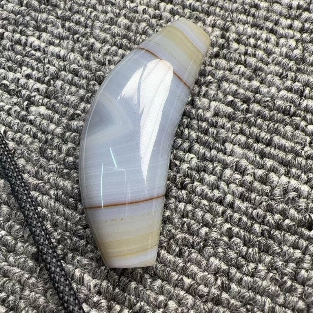 牛角玛瑙配饰单珠