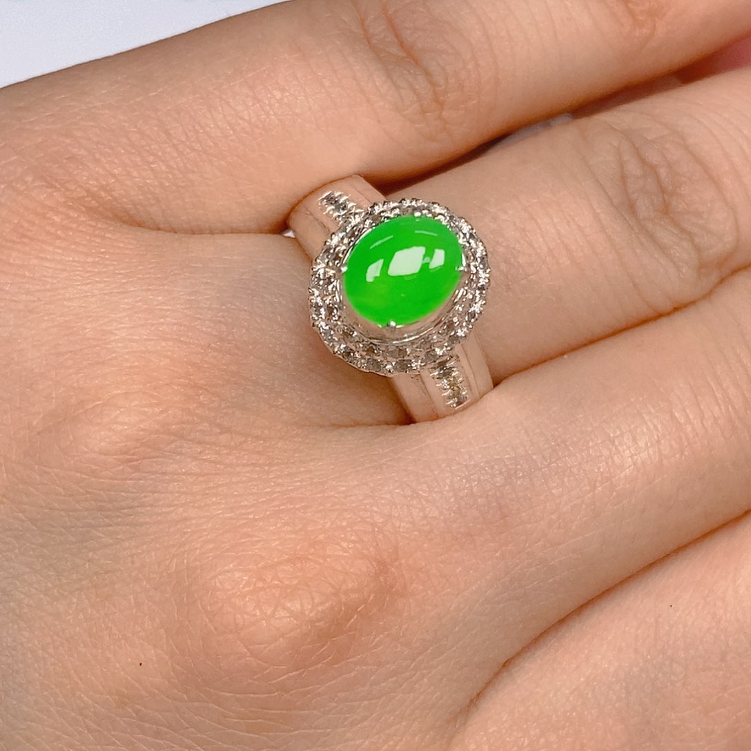 翡翠戒指未镶嵌翡翠