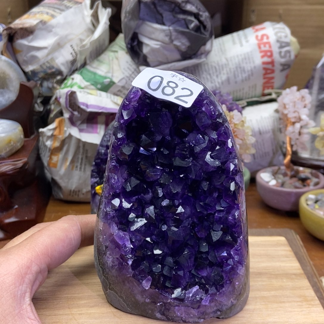紫晶天然水晶摆件未镶嵌