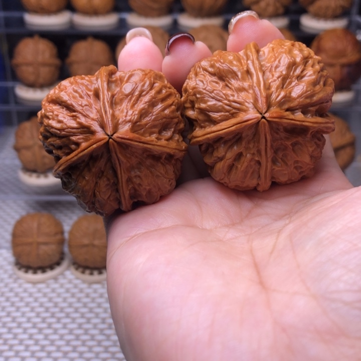 文玩核桃把件23号洛神牡丹四楞42尺