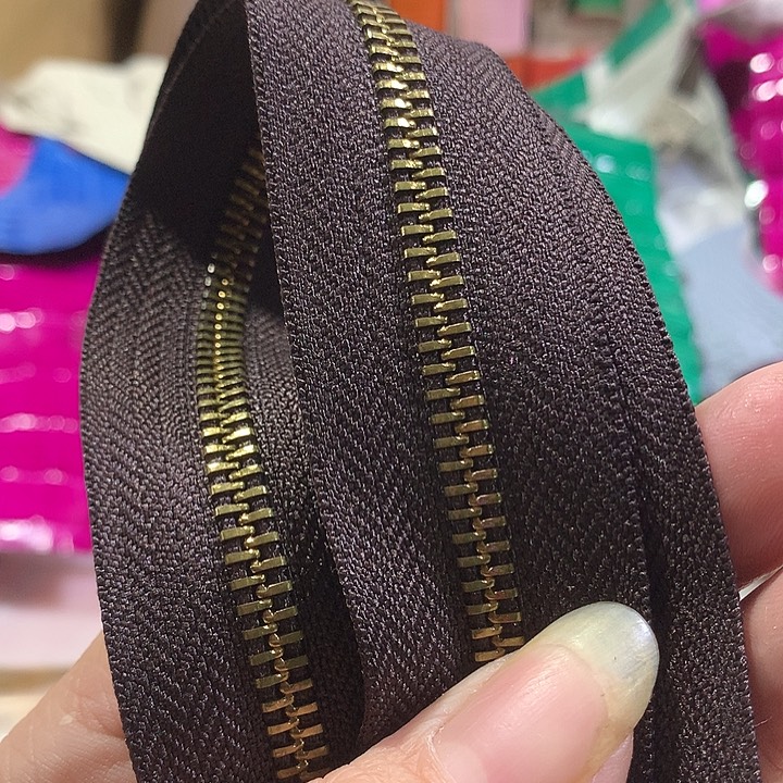 无纺布5号咖色拉链2米