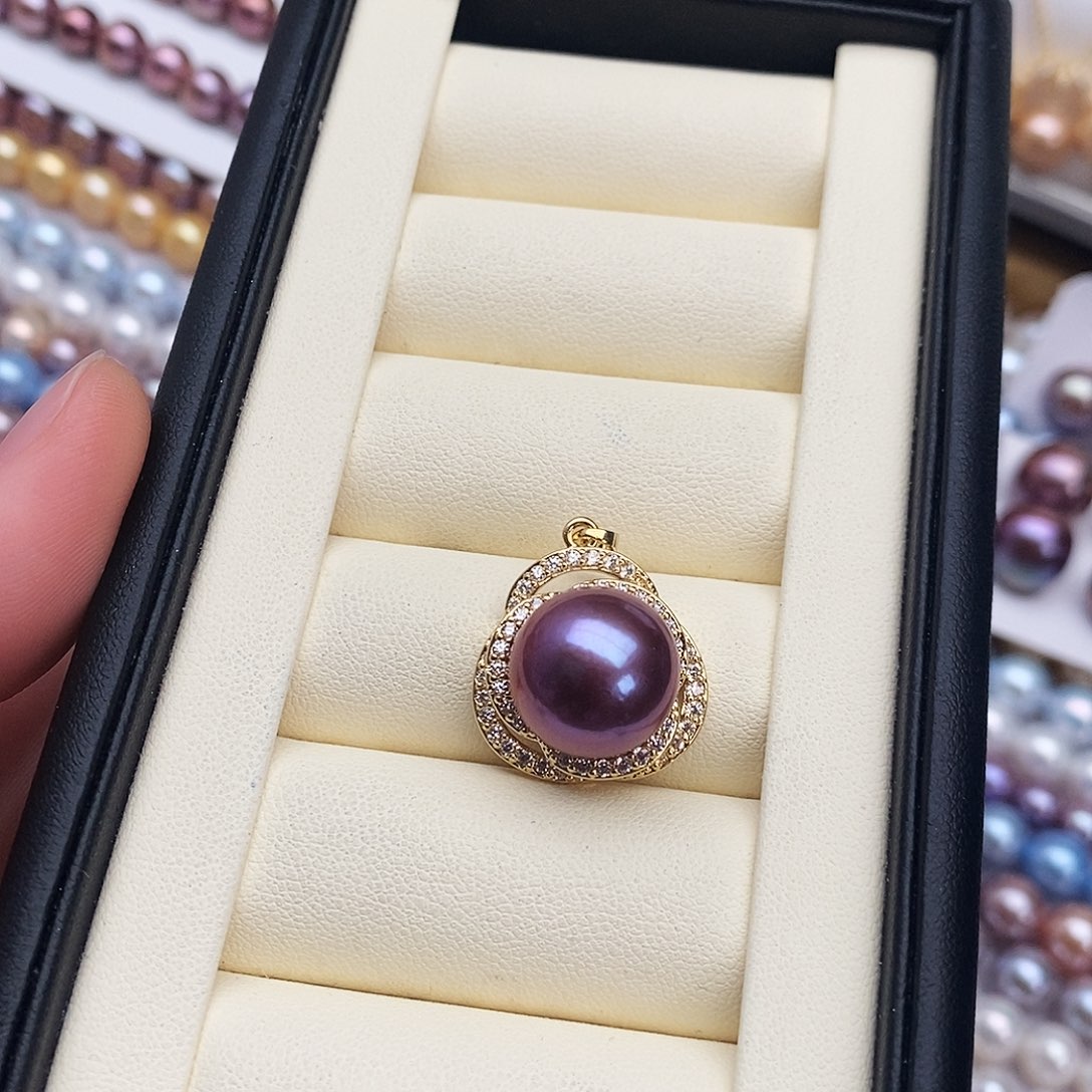 颈饰银S925镶嵌淡水珍珠