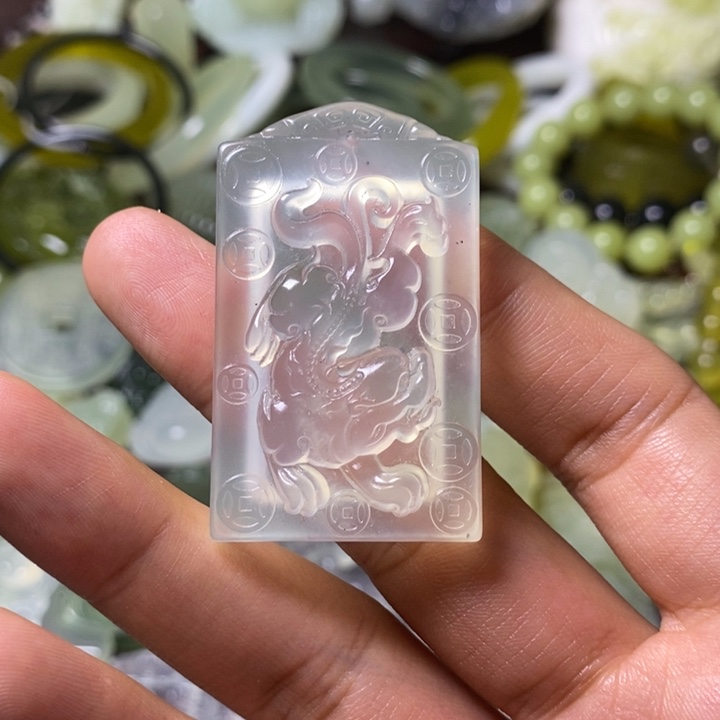 岫玉岫玉颈饰未镶嵌