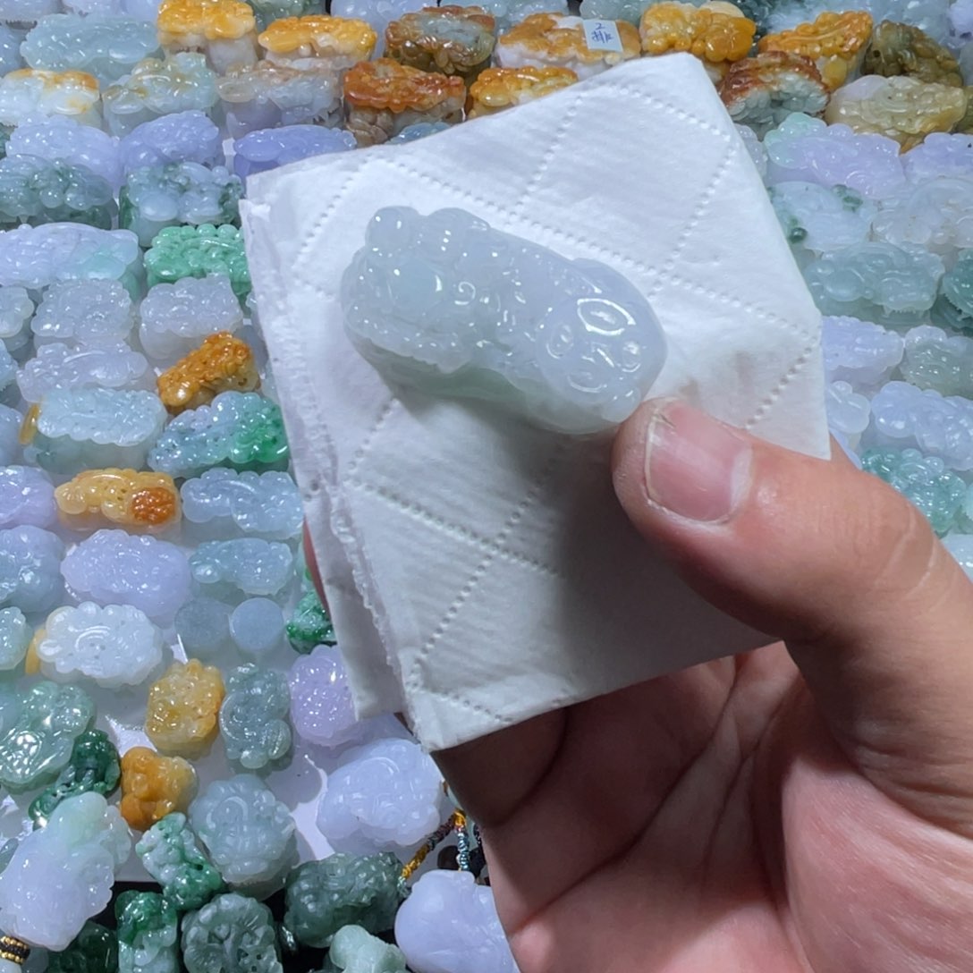 翡翠未镶嵌颈饰天然