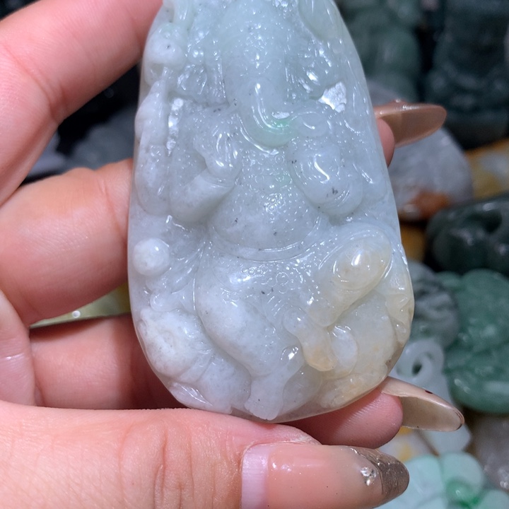 翡翠未镶嵌颈饰保真天然A货翡翠