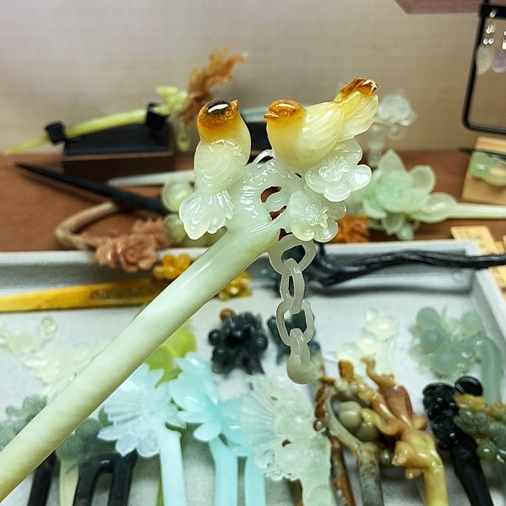 双***花蛇纹石玉未镶嵌发饰