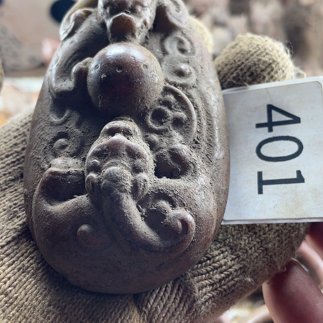 和田玉（糖玉）未镶嵌挂件